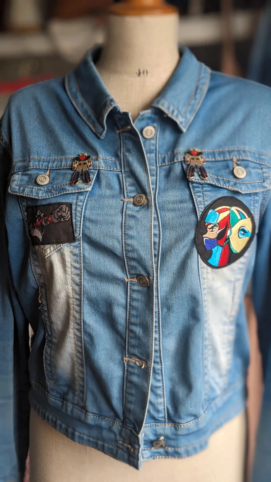 Veste en jean brodée "Goldorak Go !"